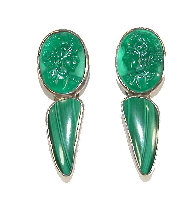 18010 Vintage Glass and Malachite Earring