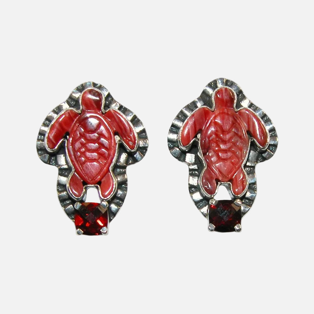 20551 Carved Spiny Oyster Turtle, Garnet Sterling Silver Earrings