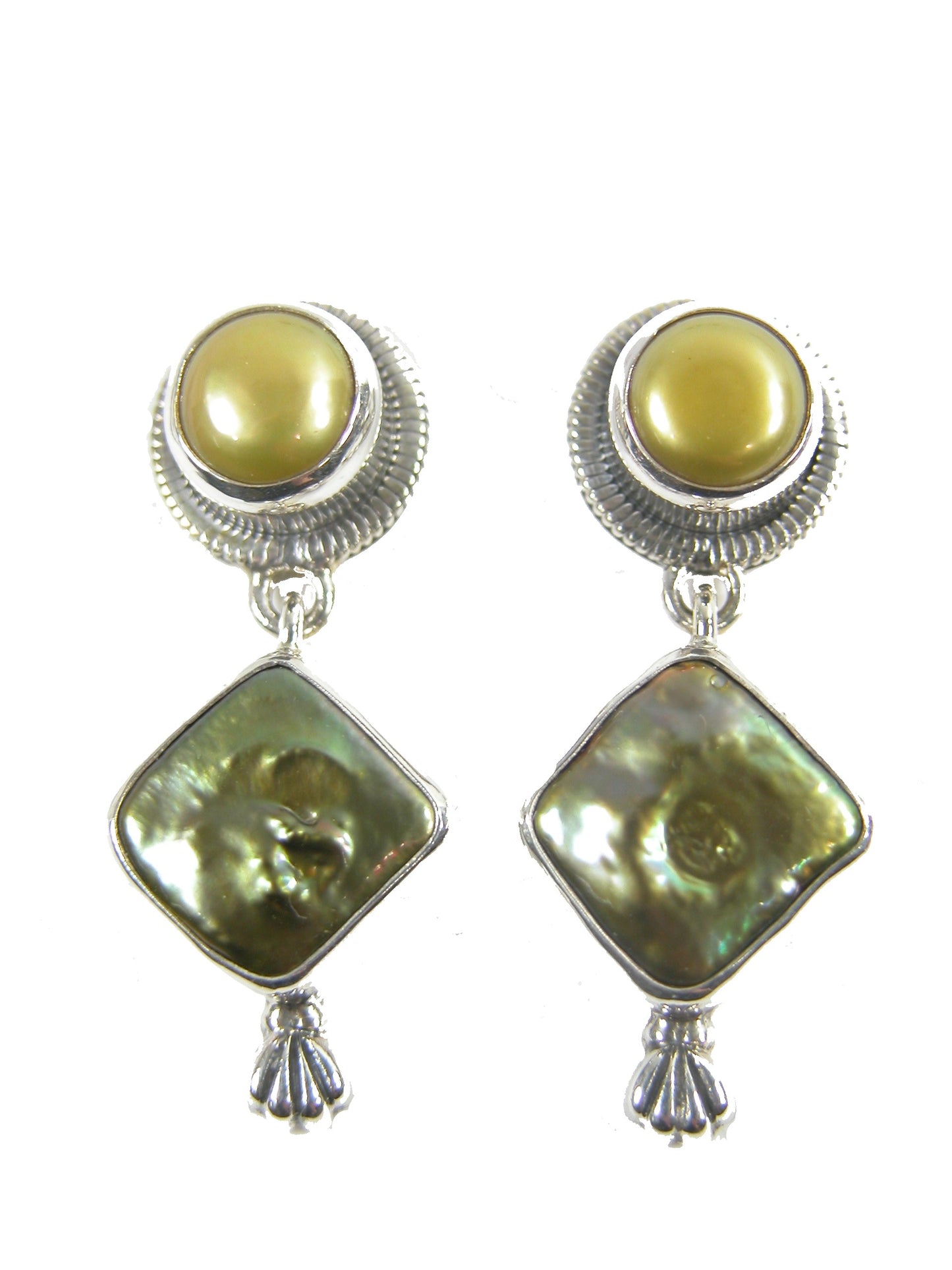 22683 Freshwater Pearl Sterling Silver Earrings
