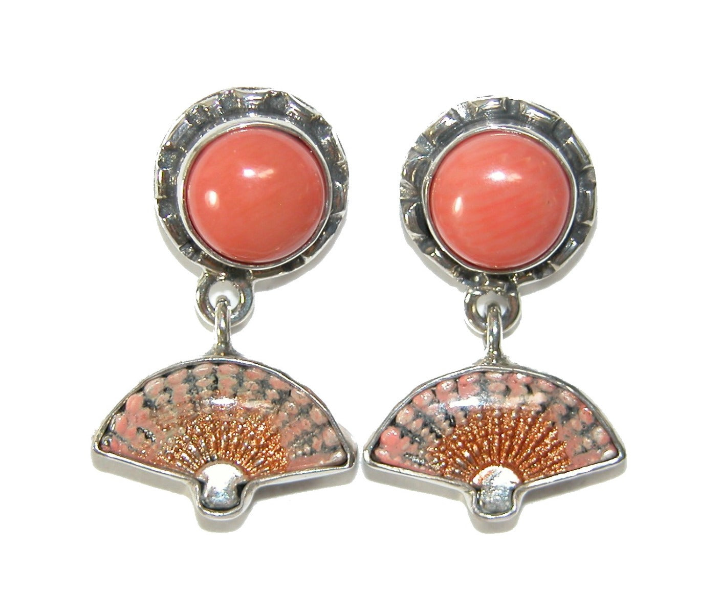 30518 Peach Coral with Enamel Fan Sterling Silver Earring