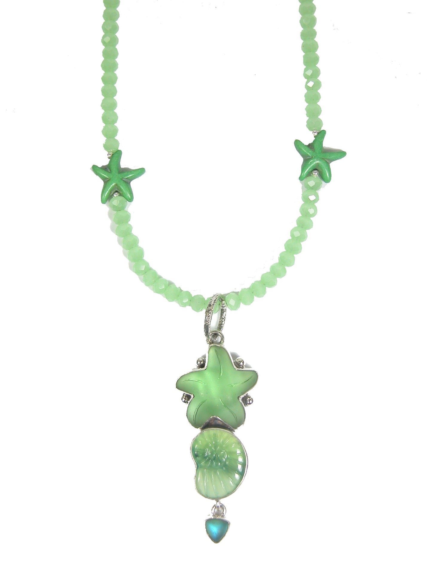 30781D Carved Sea Glass Sterling Silver Necklace