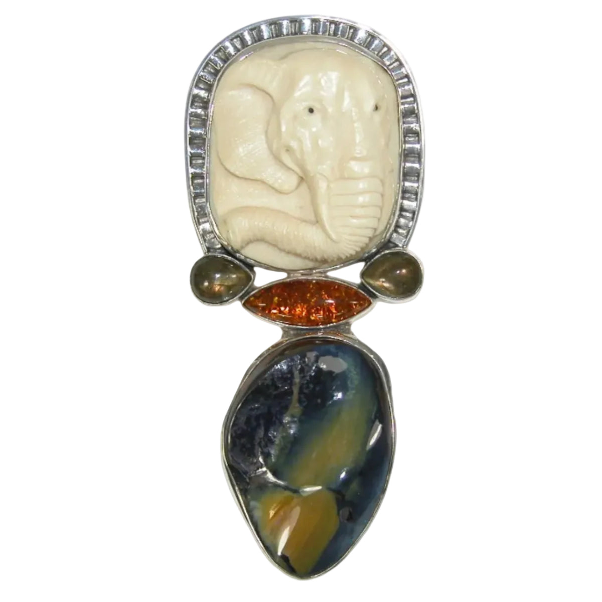 33301 Carved Elephant Sterling Silver Pin / Pendant