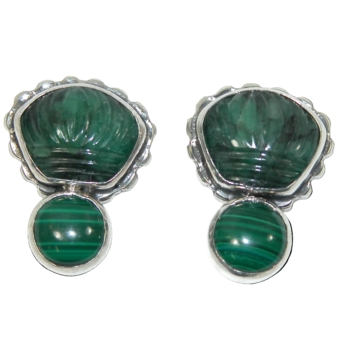 34382 Carved Emerald Sterling Silver Earring
