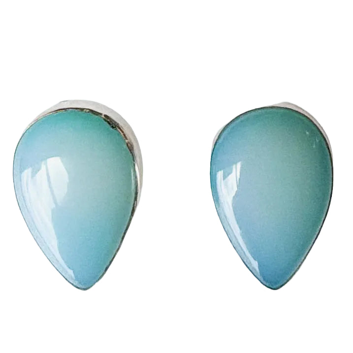 39581 Chalcedony Teardrop Sterling Silver Earrings