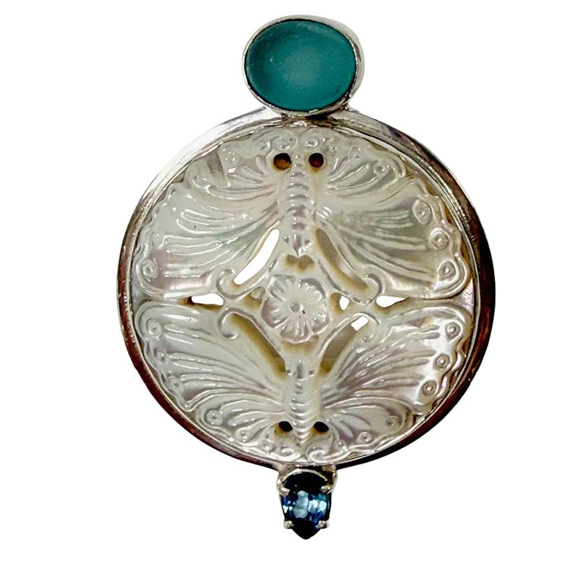 39584 Hand-Carved Butterfly Mother of Pearl Pin / Pendant