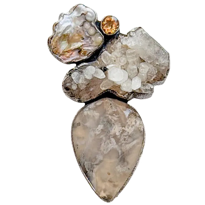 39638 Plume Agate, Crystal, Freshwater Pearl Pin / Pendant