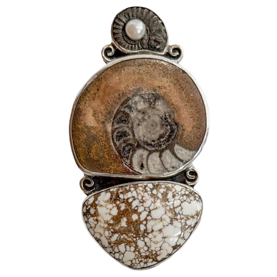 39651 Ammonite Fossil, Wild Horse Magnesite Pin / Pendant