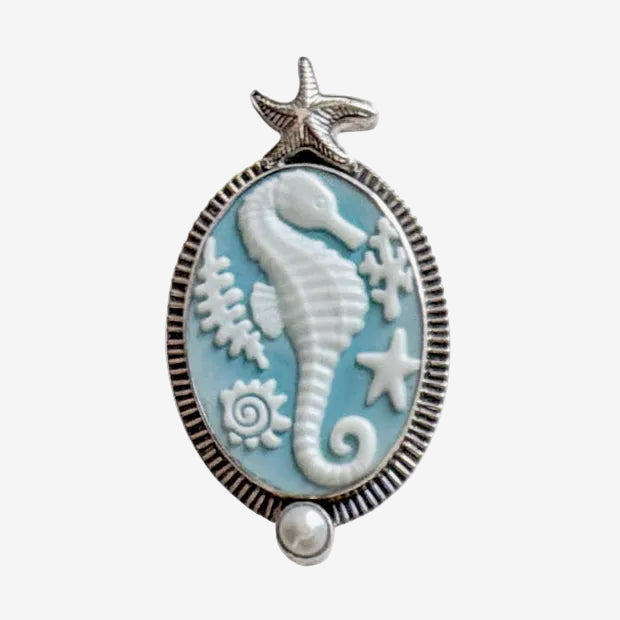 39686 Seahorse Cameo, Freshwater Pearl Pin / Pendant
