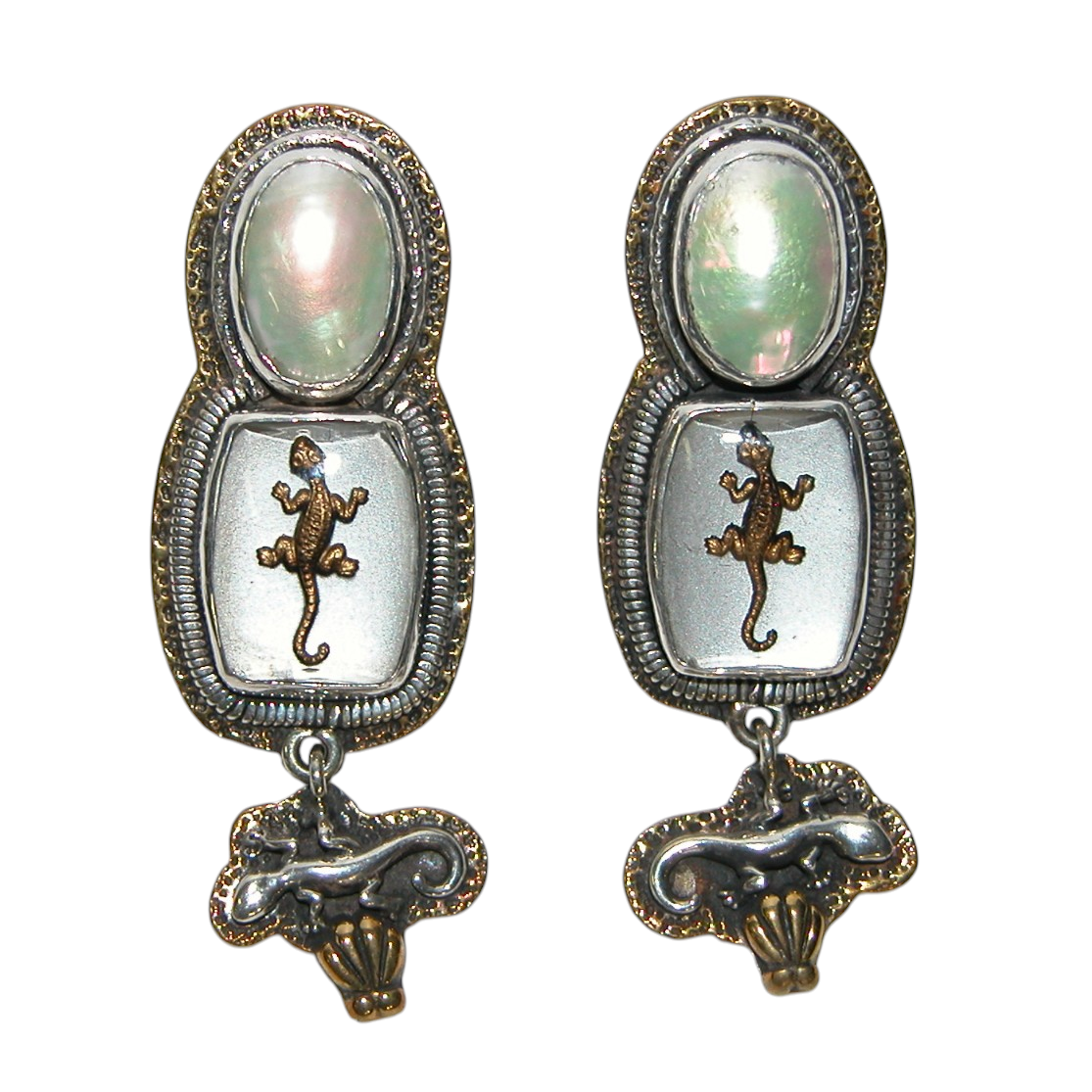 40110 Mabe Pearl Inset Lizard Mother of Pearl Sterling Silver Earring