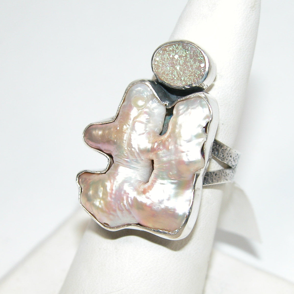 40232A Drusy Agate Freshwater Pearl Sterling Silver Adjustable Ring