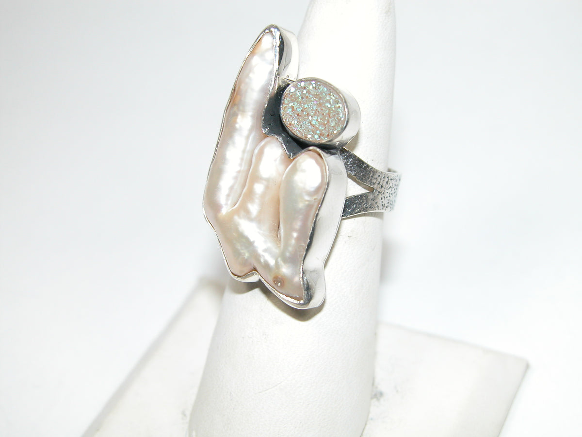 40232 Drusy Agate Freshwater Pearl Sterling Silver Adjustable Ring
