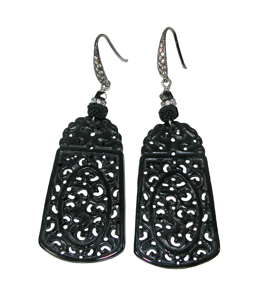 17676 Carved Black Agate Dangle Earring