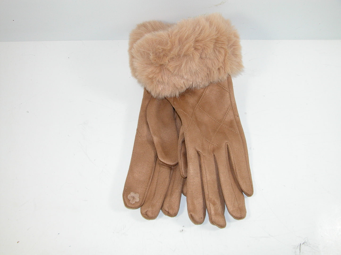 Fur Cuff Glove with Criss Cross GF3887 Beige