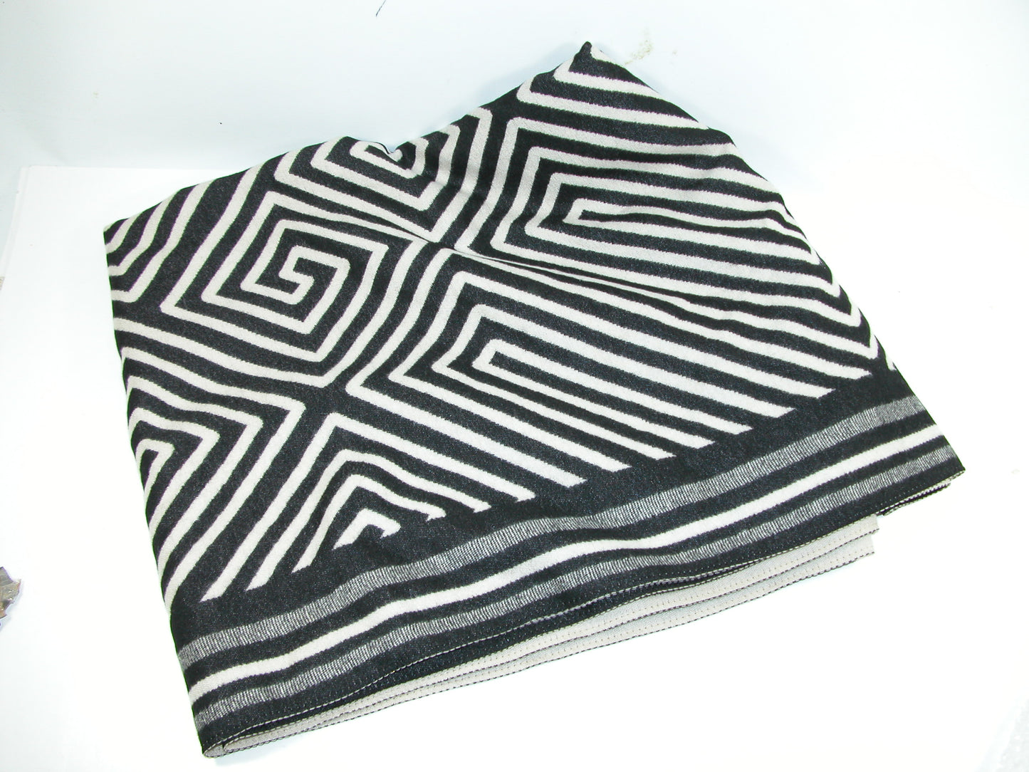 Black and White Striped Shawl GF3906