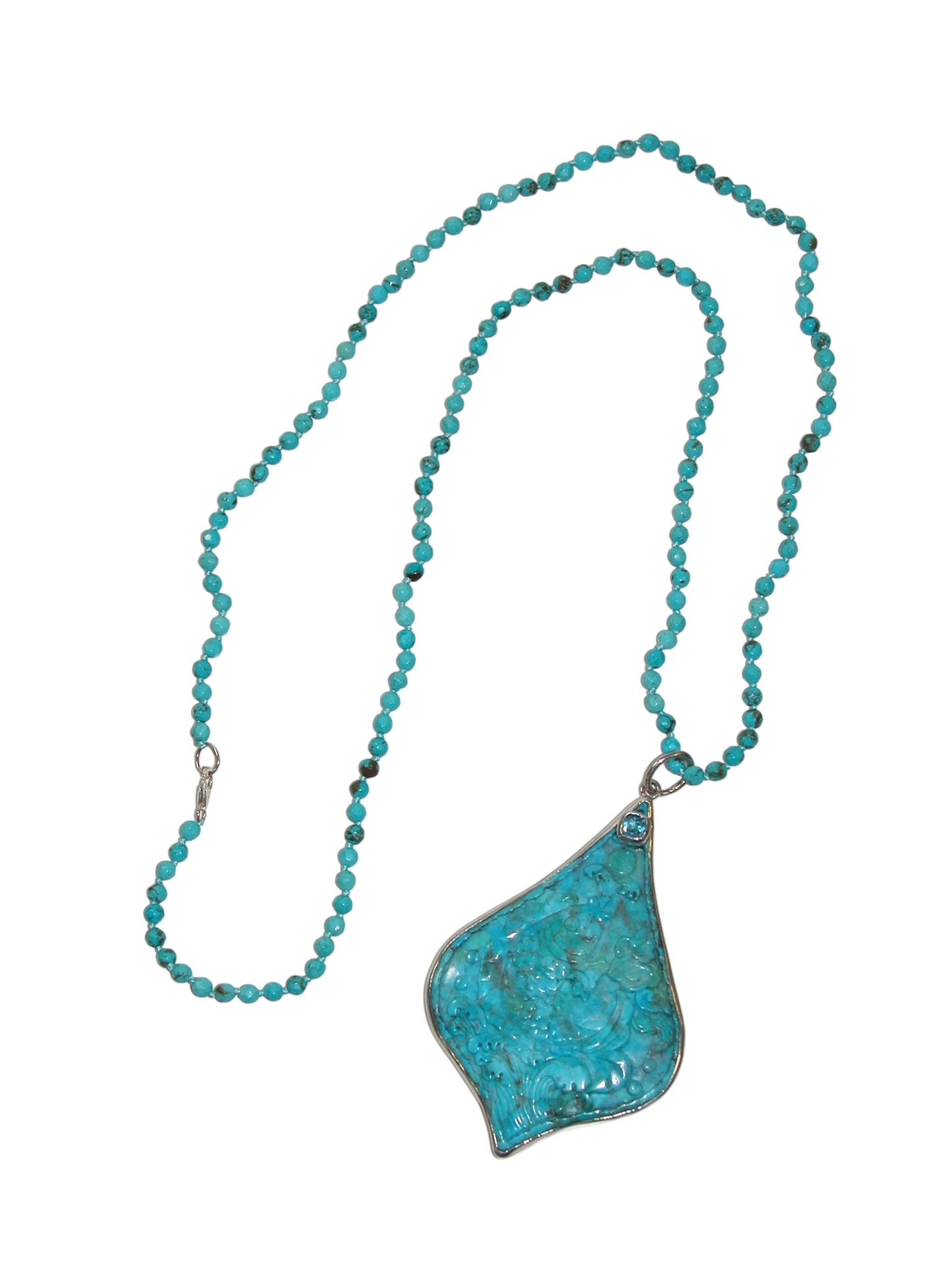 34516 Hand-Carved Turquoise Pendant Necklace