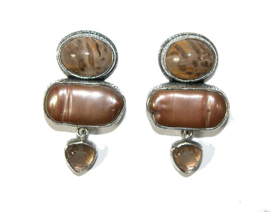 30803 Petrified Palm Wood Freshwater Pearl Earring