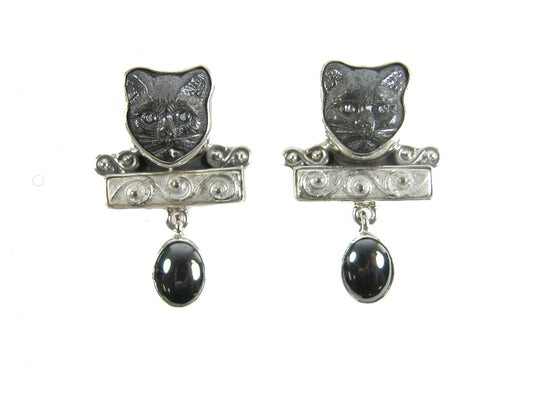 31105 Carved Cat with Hematite and Enamel on Sterling Silver Earring