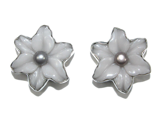 31157 Carved Flower Jade with Freshwater Pearl Earring on Sterling Silver