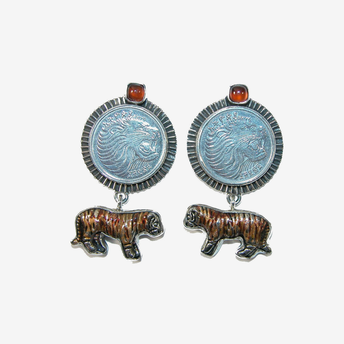 31508 Hessonite Lion Coin Sterling Silver Earring