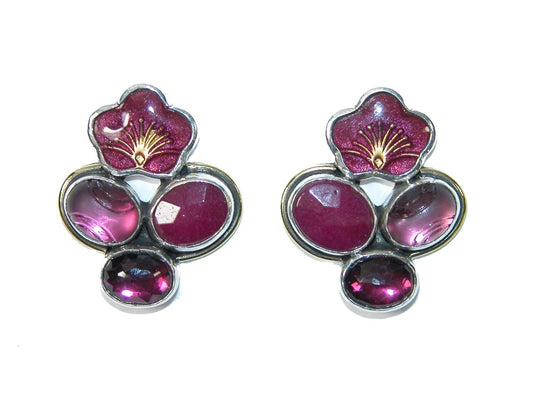 31519 Enameled Flower Raspberry Quartz Cluster Earring