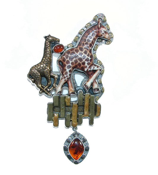 32069 Giraffe with Carnelian Sterling Silver Pin Pendant