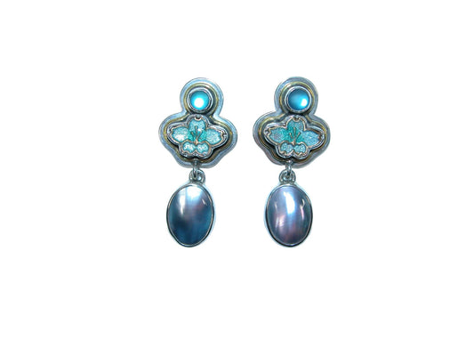 32254 Mabe Shell Pearl with Blue Topaz and Enameled Flower Earrings
