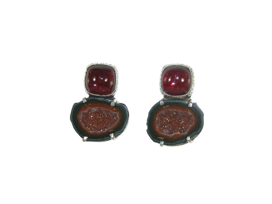 33013 Natural Drusy Geode with Garnet Sterling Silver Earrings