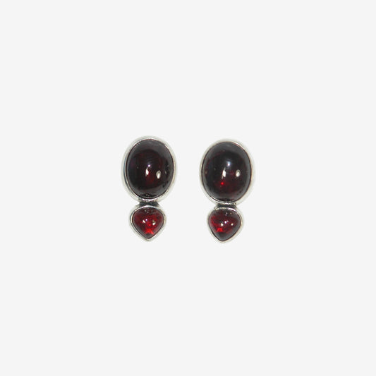 33022 Garnet Gemstone Sterling Silver Earring
