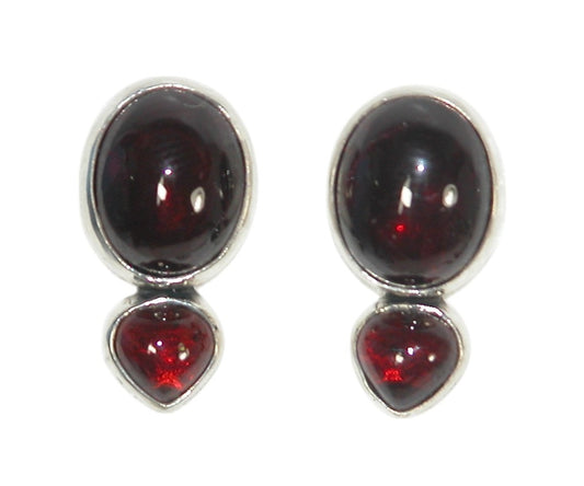 33022 Garnet Gemstone Sterling Silver Earring