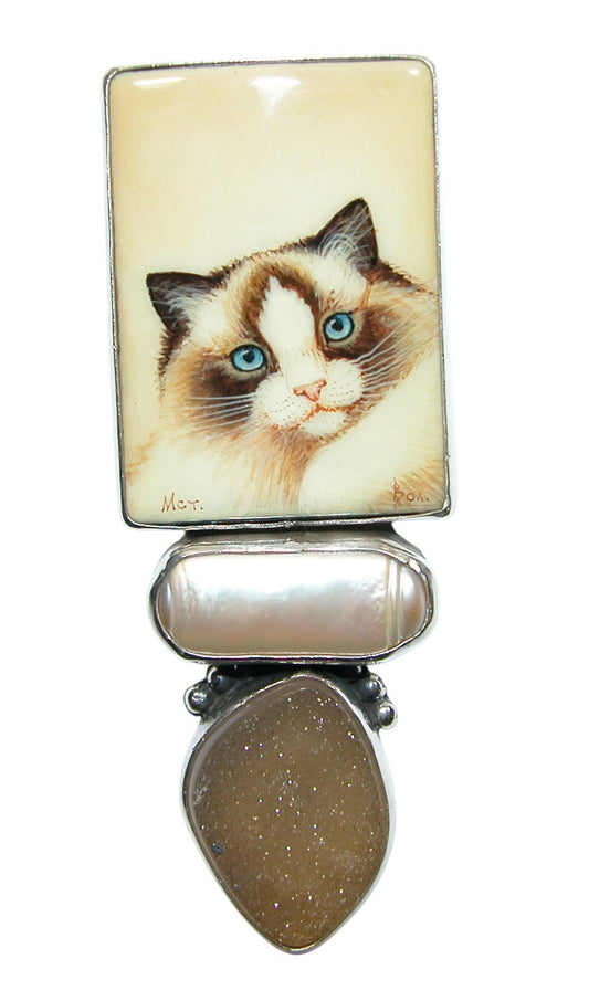 34499 Painted Cat with Onyx Pearl and Drusy Pin Pendant