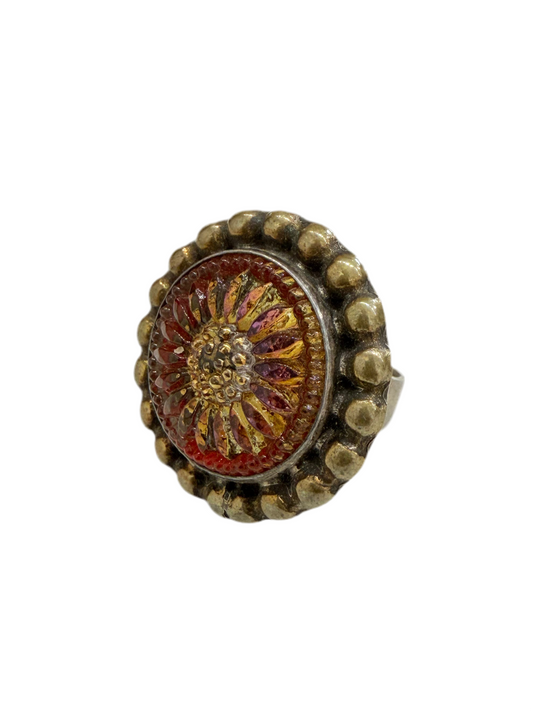 RING8 Vintage Button Ring