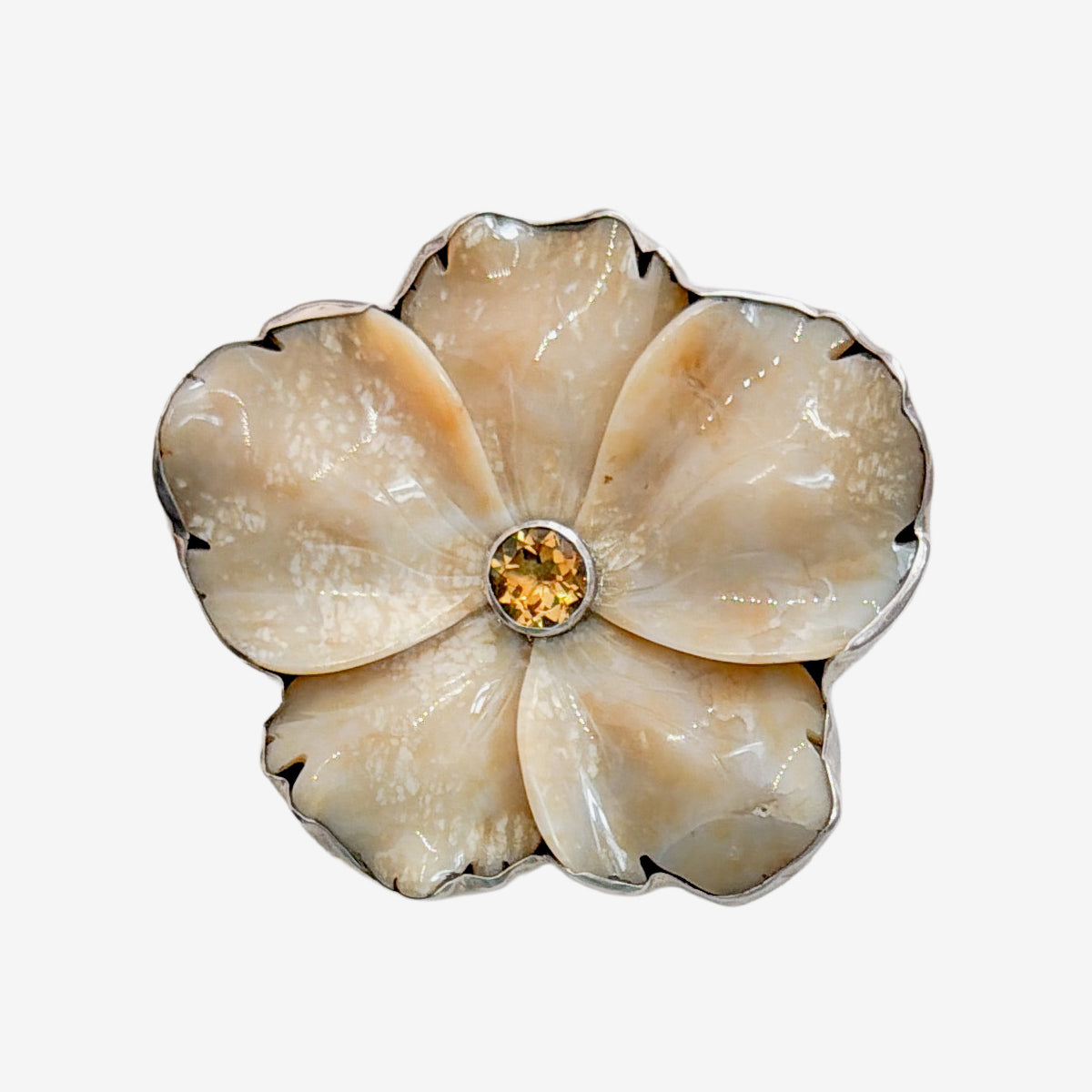4001 Carved Agate Flower Pin / Pendant