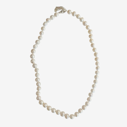 40022 Freshwater Pearl Knotted Necklace