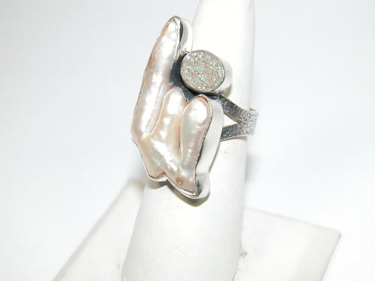 40232 Drusy Agate Freshwater Pearl Sterling Silver Adjustable Ring