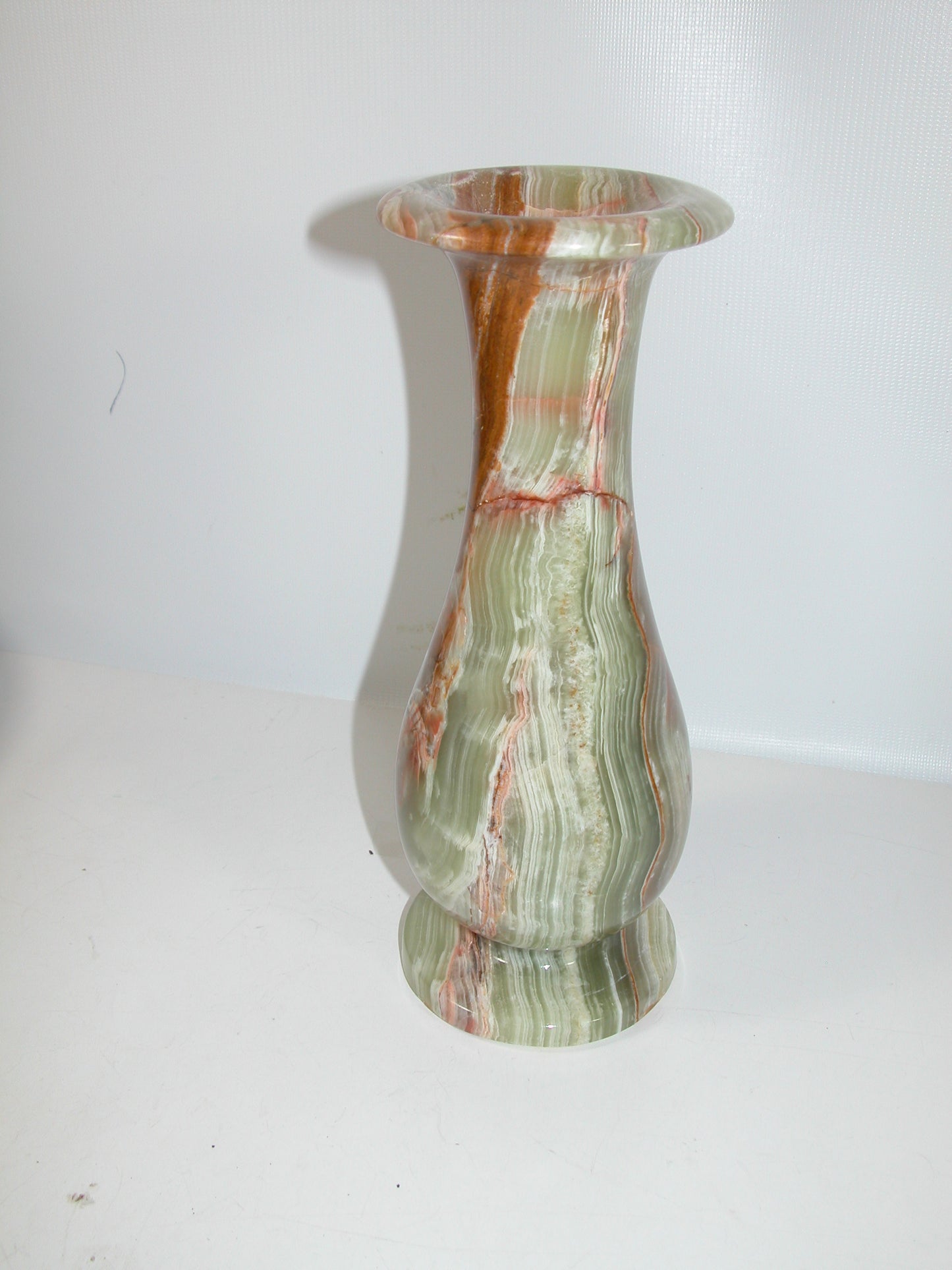 Onyx 9.5 Inch Vase ONYX16