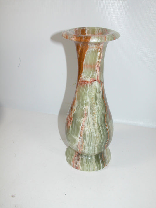 Onyx 9.5 Inch Vase ONYX16