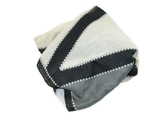 Black and Beige Shawl GF3697