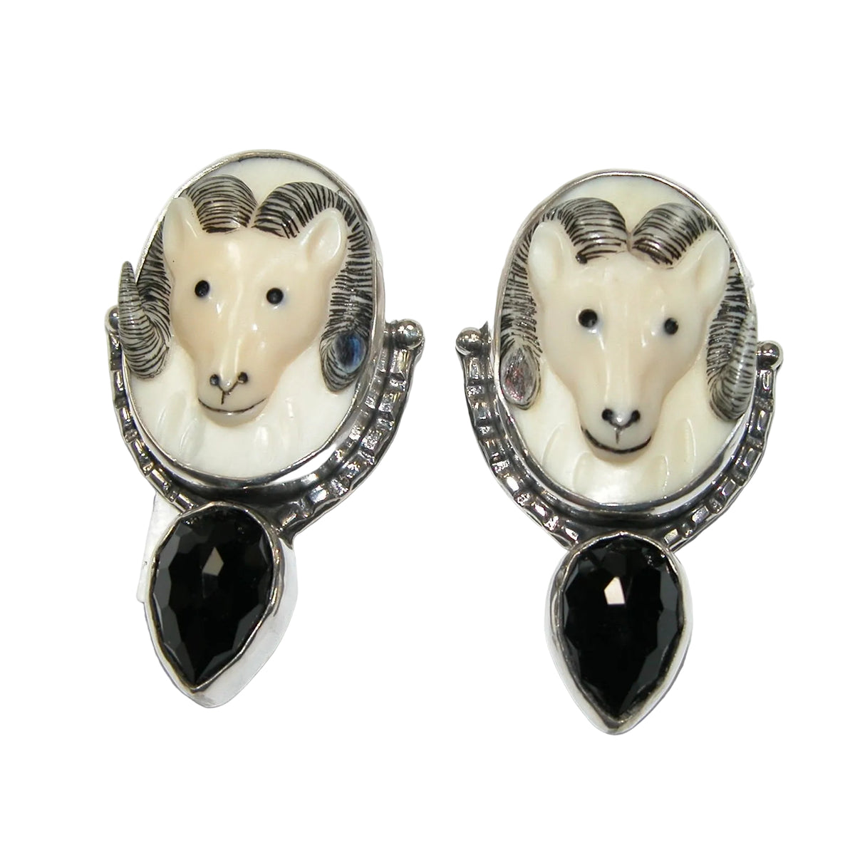 40244 Vintage Carved Ram Black Onyx Sterling Silver Earring