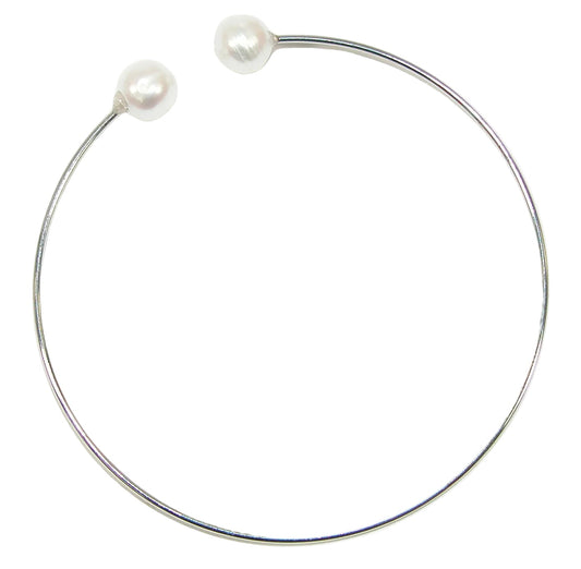 B5067 White FWP Memory Wire Bracelet