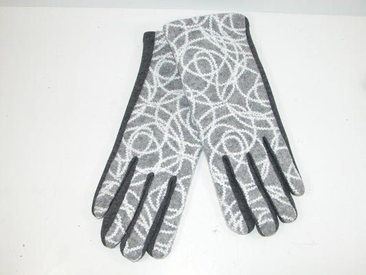 Felted Grey and White Glove GF3883