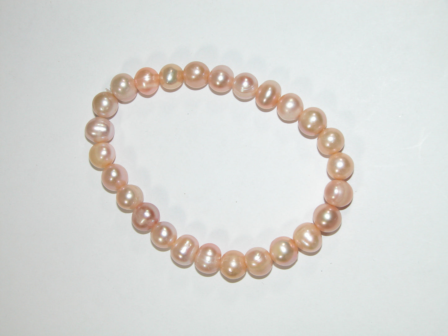 40069A Peach Freshwater Pearl Stretch Bracelet