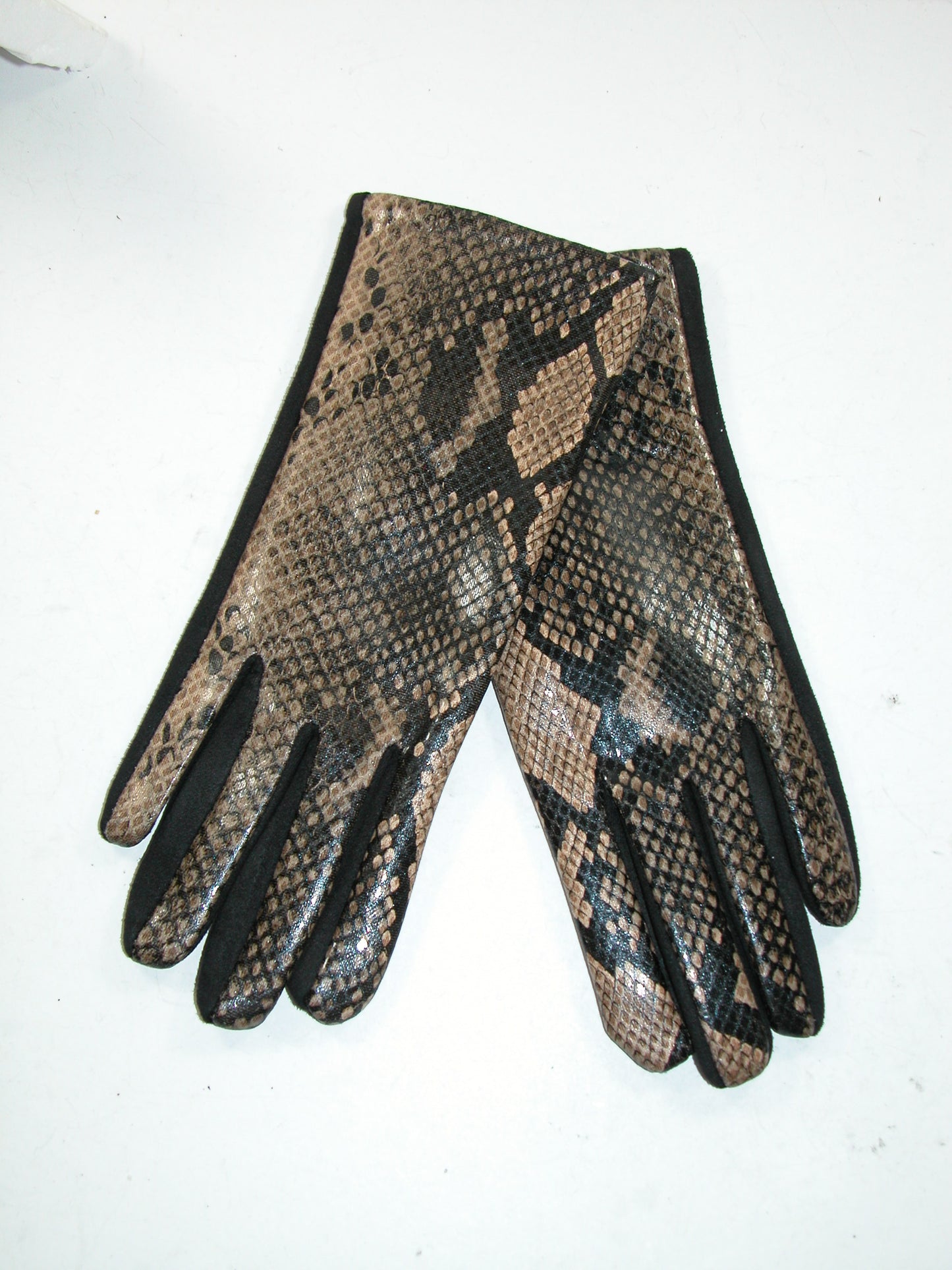 Animal Print Gloves Snakeskin Brown and Black GF5116