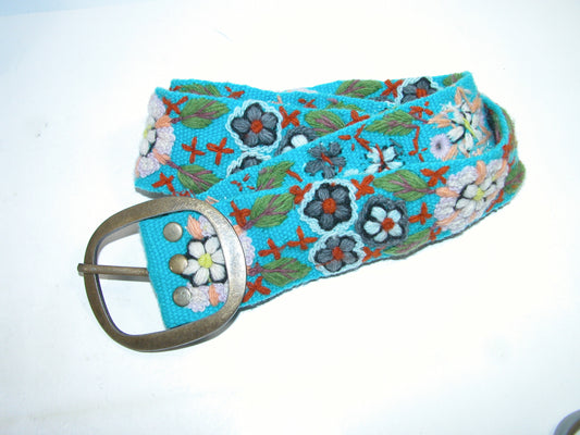 Embroidered Peruvian Belt Medium GF3188