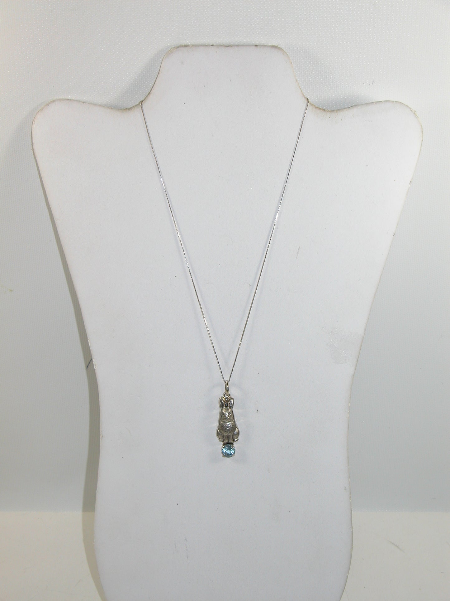 33090 Bunny Blue Topaz Sterling Silver Necklace