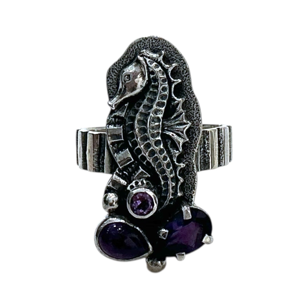 22186 Seahorse Ring